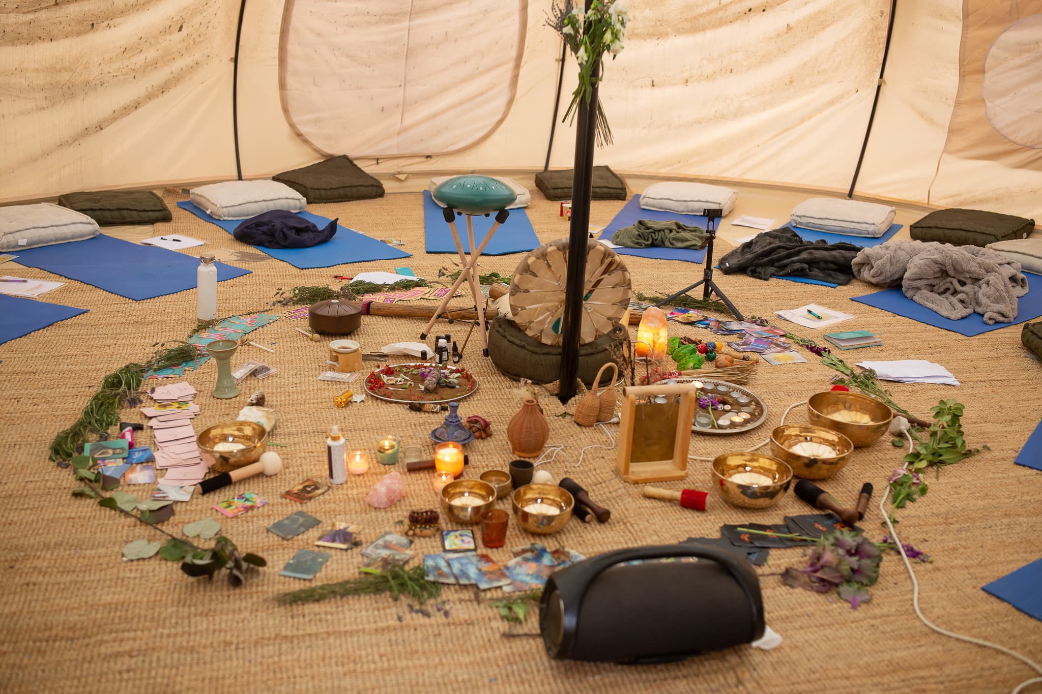 חיבור ואהבה במעגל נשים